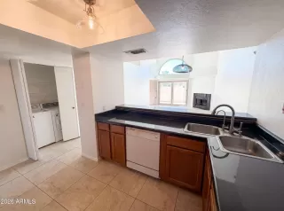 Photo #6: 7046706 Listing 