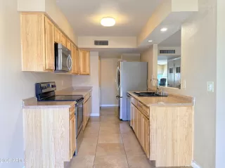 Photo #3: 7046731 Listing 