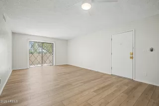 Photo #3: 7047067 Listing 
