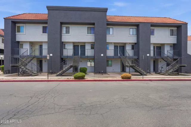 MLS: 7047396 Condo For Sale