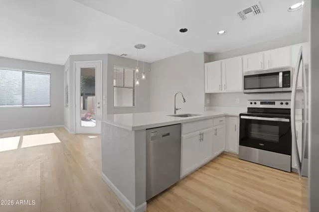MLS: 7047687 Condo For Sale