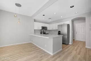 Photo #2: 7047687 Listing 