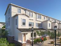 More Details about MLS # 6177086 : 639 W PEPPER PLACE #109