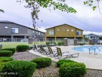More Details about MLS # 6504903 : 2024 S BALDWIN -- #29
