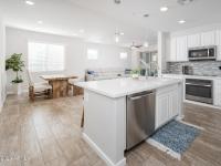 More Details about MLS # 6509884 : 250 W QUEEN CREEK ROAD #114