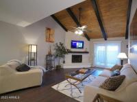 More Details about MLS # 6512495 : 2123 E KIRKLAND LANE #2