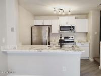 More Details about MLS # 6578137 : 625 S WESTWOOD#166