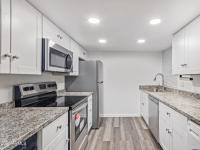 More Details about MLS # 6616046 : 461 W HOLMES AVENUE#320