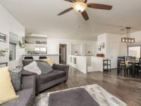 More Details about MLS # 6662560 : 805 S SYCAMORE#211