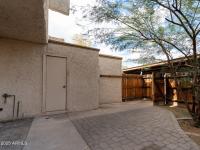 More Details about MLS # 6838518 : 2221 W FARMDALE AVENUE#7
