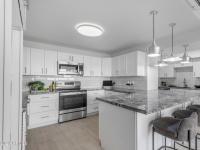 More Details about MLS # 6842749 : 1413 E SOUTHERN AVENUE