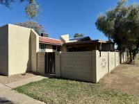 More Details about MLS # 6848164 : 555 N MAY#1