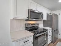 More Details about MLS # 6848933 : 948 S ALMA SCHOOL ROAD#13