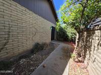 More Details about MLS # 6867753 : 2515 S MAPLE AVENUE#103