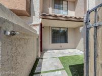 More Details about MLS # 6868152 : 818 S WESTWOOD#101